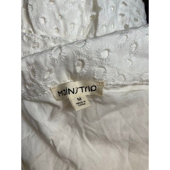 Main strip white eyelet button up dress - Picture 2 of 6